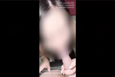 yourskin33 นัดเย็ดน้องหินอ่อนรอบสี่ Onlyfans คลิปหลุดใหม่ พี่ยูนัดกับน้องหินอ่อนตัวทีเด็ดหลังไม่เจอกันนาน ล้วงโม๊กกันตั้งแต่บนรถแล้วมาจอดรถที่เปลี่ยวแอบเย็ดกัน เบ็ดหีแล้วยืนเด้าหน้ารถซอยยับ ลากไปยืนเย็ดท่าหมาเอากันจนจะแตก ชักว่าวปล่อยราดปากอย่างเด็ด